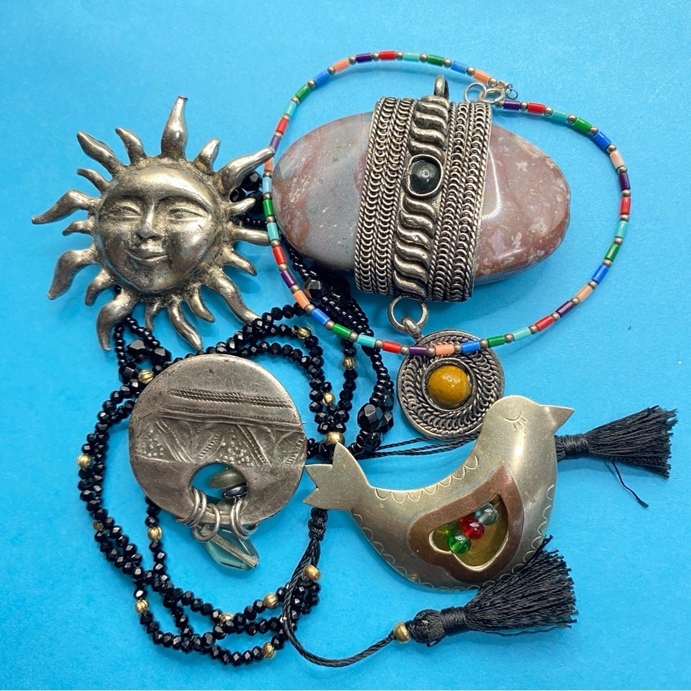 Bohemian Jewelry Natural Stone Beads Bird Sun Brooches Bracelets Pendant 7 pcs